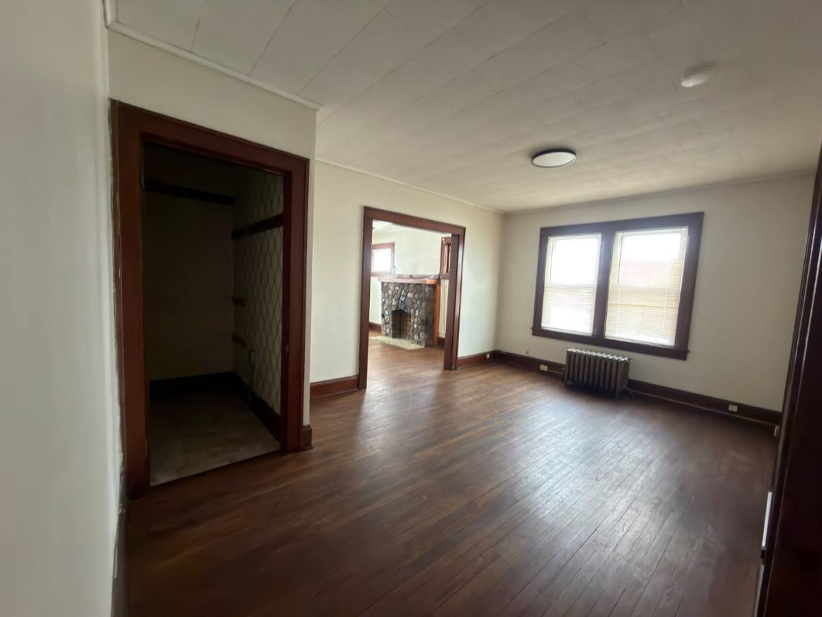 Apartment for rent at 1320 9th St NW #6, Canton, OH 44703