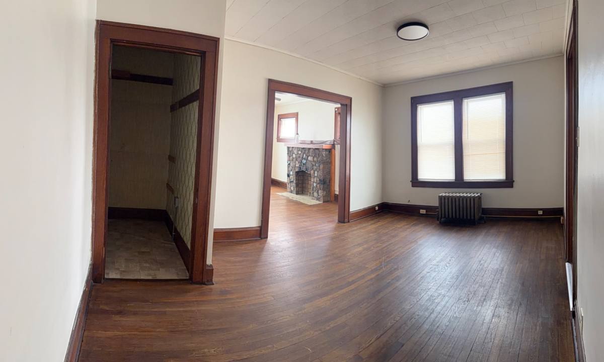 Apartment for rent at 1320 9th St NW #6, Canton, OH 44703