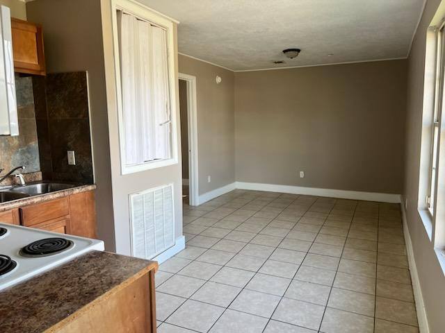 Apartment for rent at 2226 9th St #3, Lake Charles, LA 70601