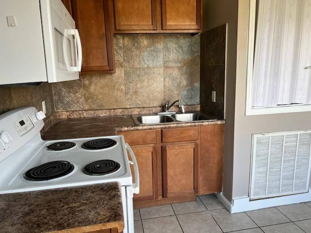 Apartment for rent at 2226 9th St #3, Lake Charles, LA 70601