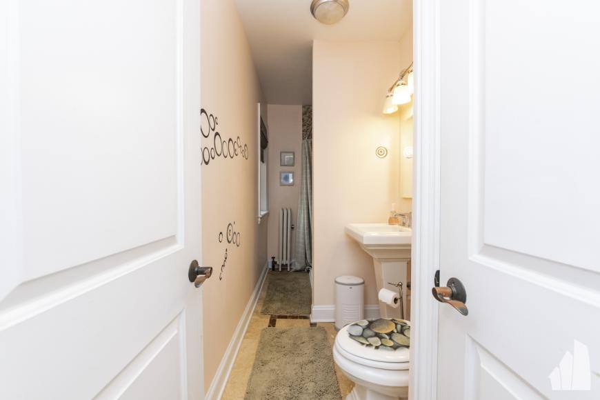 Condo for rent at 1907 W Winona #2, Chicago, IL 60640