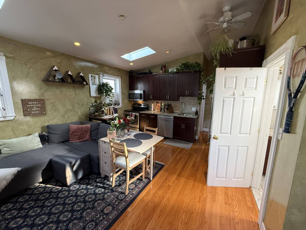 Apartment for rent at 24 Ellington Rd #A3, Somerville, MA 02144