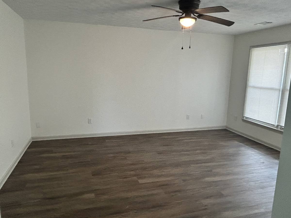 House for rent at 142 Hawthorne Dr, Georgetown, KY 40324