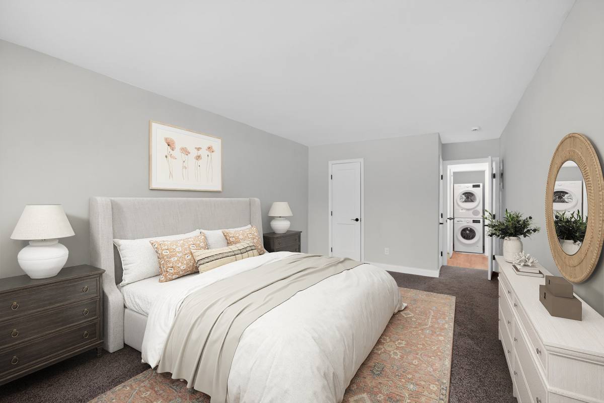 Apartment for rent at Eagle Rock at Woodbury, 7627 Jericho Turnpike, Woodbury, NY 11797