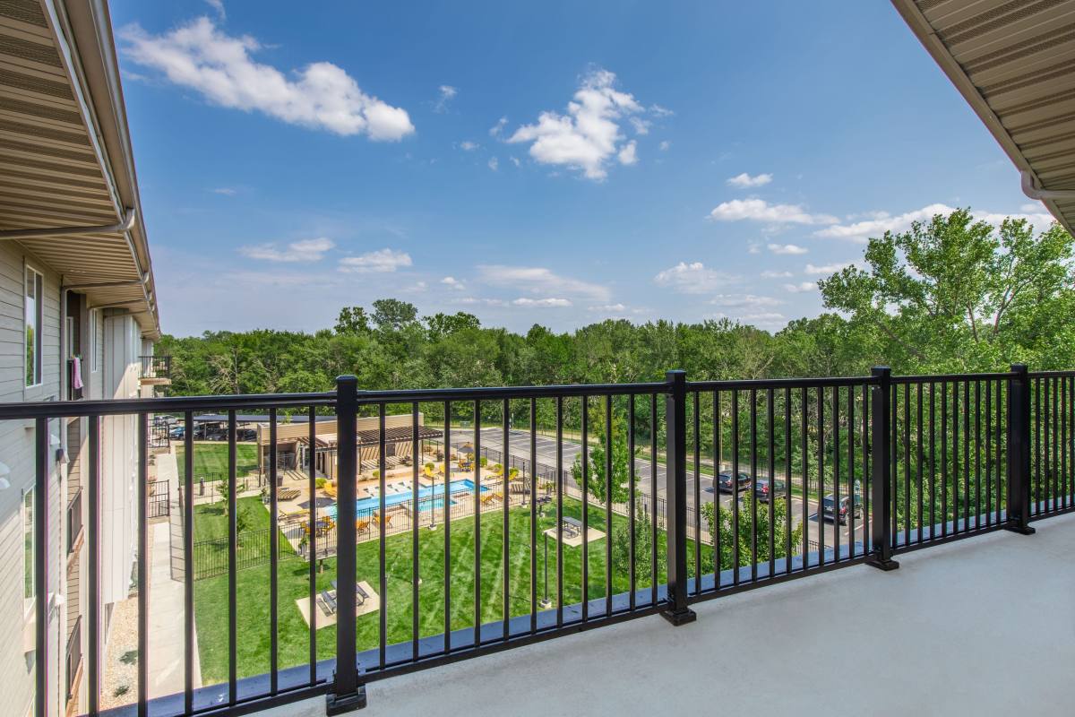 Townhouse for rent at Trail's Bend & Townhomes, 2621 S Jefferson Ave, Springfield, MO 65807