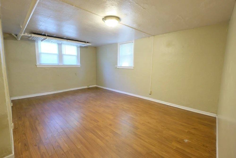 Apartment for rent at Emerson, 3140 Emerson Ave S, Minneapolis, MN 55408