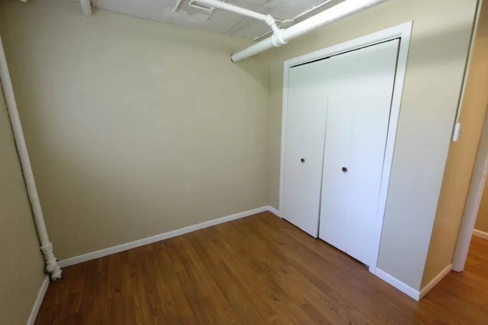 Apartment for rent at Emerson, 3140 Emerson Ave S, Minneapolis, MN 55408