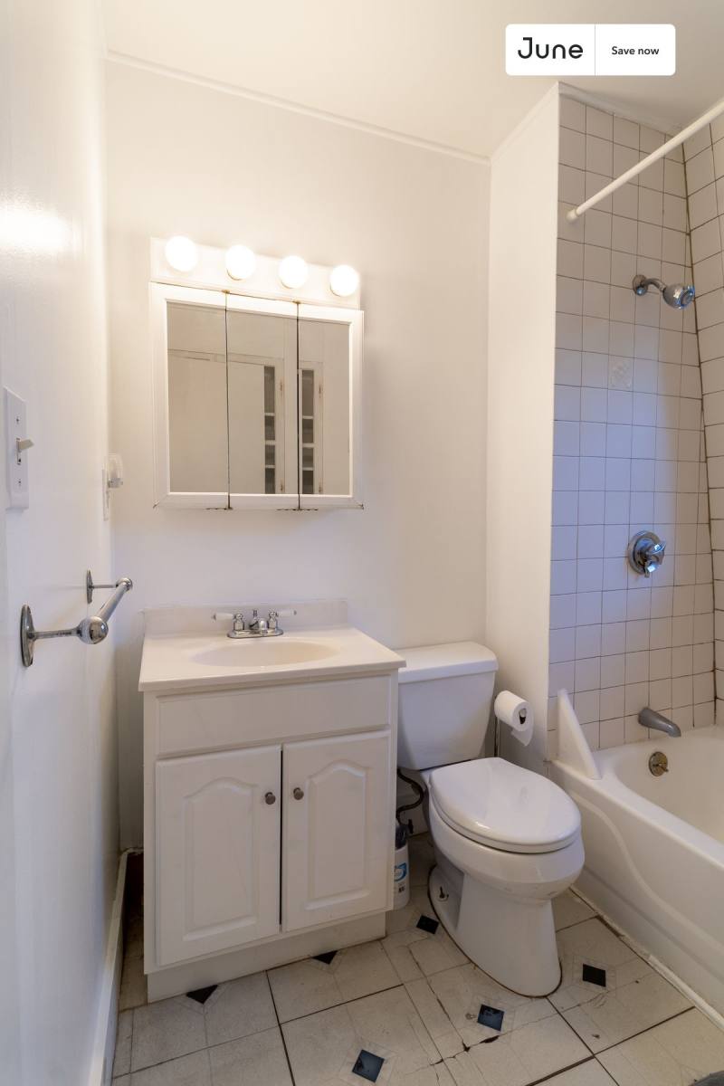 Apartment for rent at 290 Lincoln St #1, Allston, MA 02134