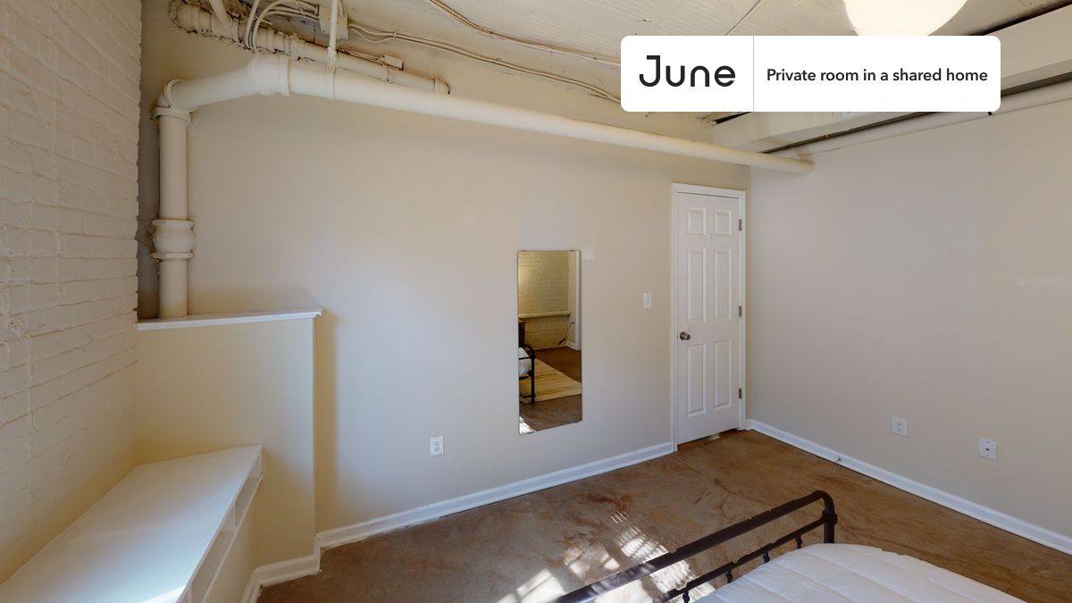 Apartment for rent at 1815 S St NW E, Washington, DC 20009