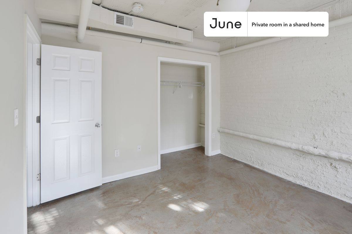 Apartment for rent at 1815 S St NW E, Washington, DC 20009