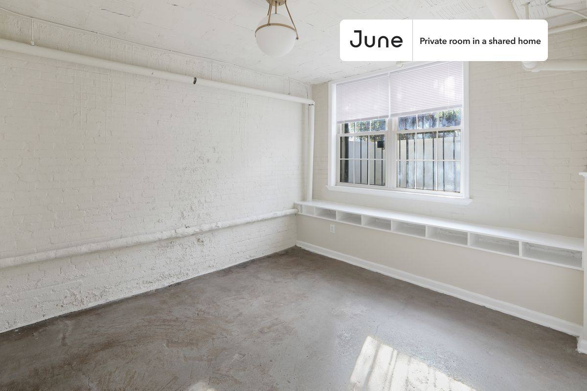 Apartment for rent at 1815 S St NW E, Washington, DC 20009