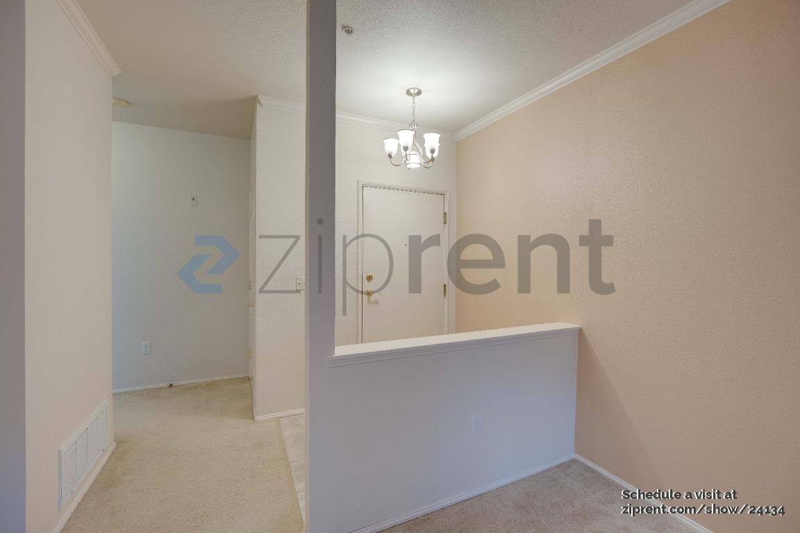 Apartment for rent at 25235 SE Klahanie Blvd #C201, Issaquah, WA 98029