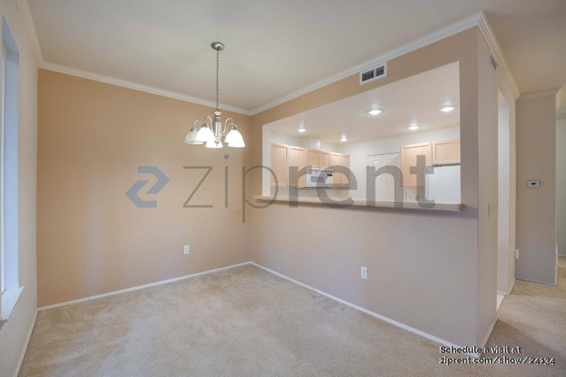 Apartment for rent at 25235 SE Klahanie Blvd #C201, Issaquah, WA 98029