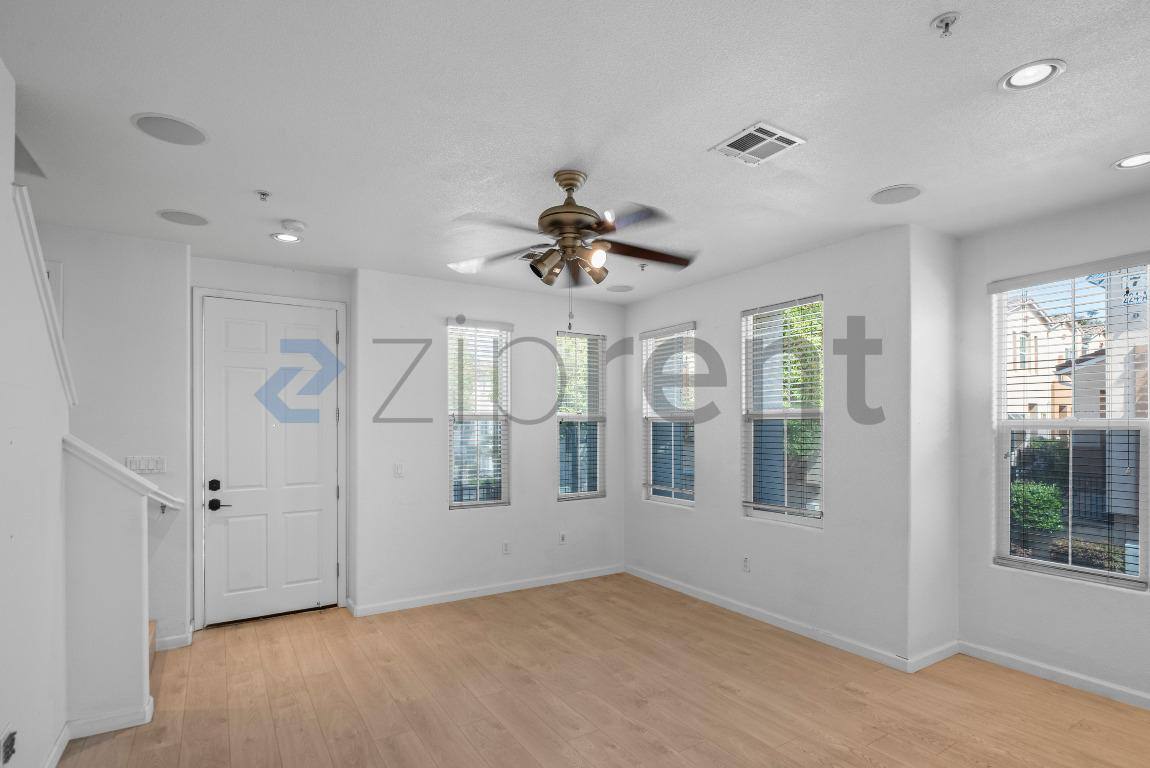 Apartment for rent at 227 Parc Place Dr, Milpitas, CA 95035