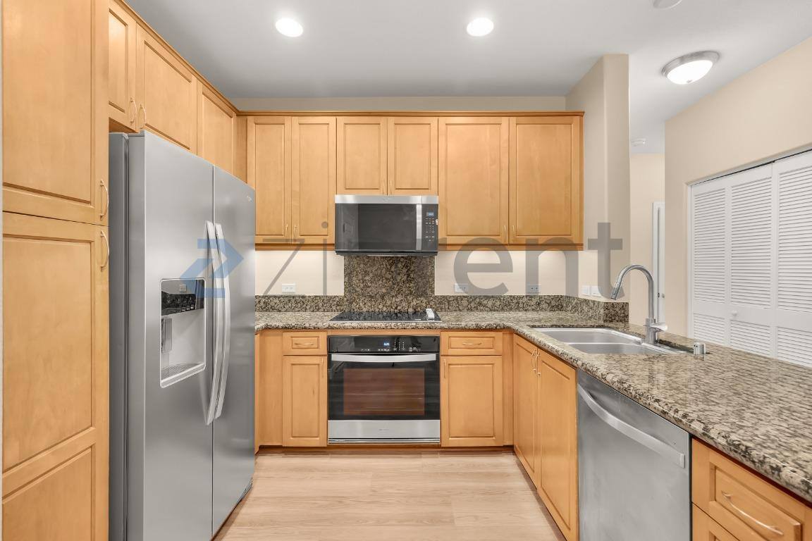 Condo for rent at 3877 Pell Place #101, San Diego, CA 92130