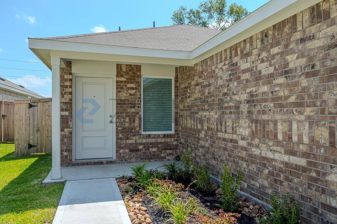 House for rent at 31416 Pratola Serra Circle, Huffman, TX 77336