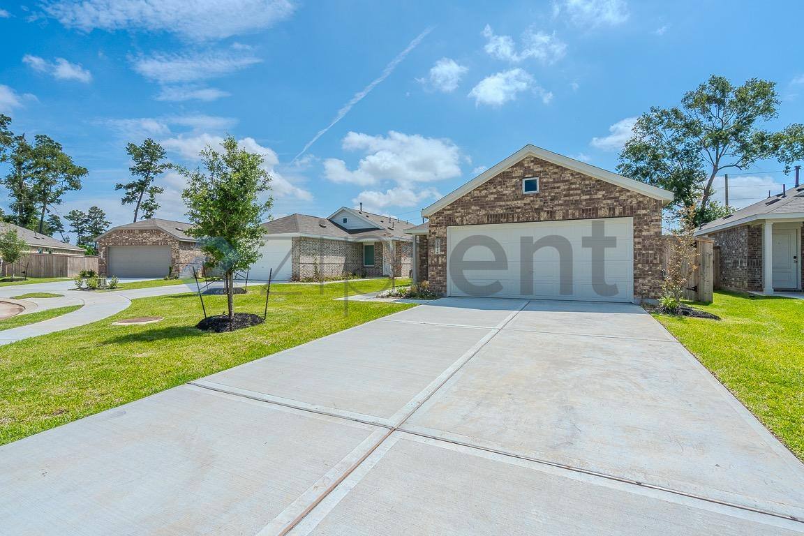 House for rent at 31416 Pratola Serra Circle, Huffman, TX 77336