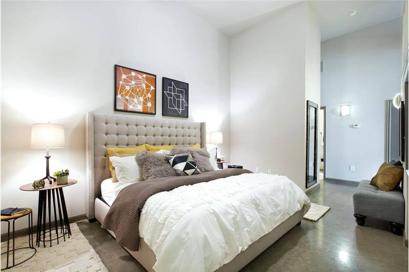Apartment for rent at 301 W Ave #B3-82, Austin, TX 78703