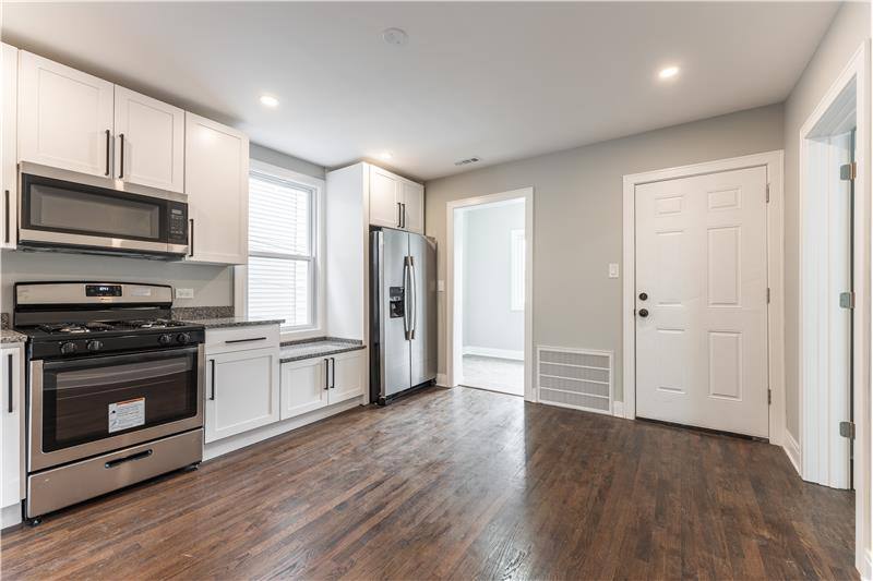 Apartment for rent at 1923 N Pulaski Rd #1R, Chicago, IL 60639