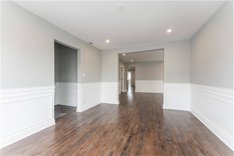 Apartment for rent at 1923 N Pulaski Rd #1R, Chicago, IL 60639