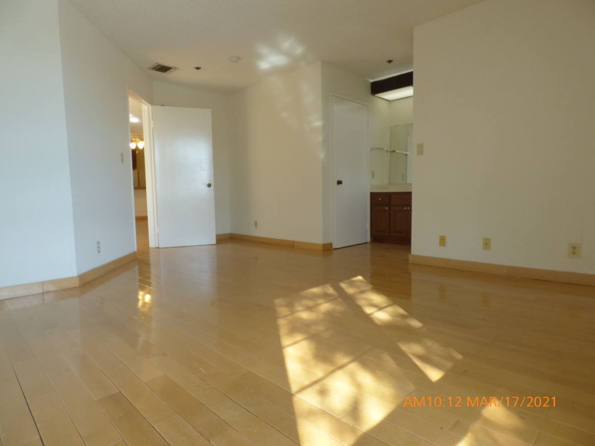 Apartment for rent at 424 Veteran Ave, Los Angeles, CA 90024