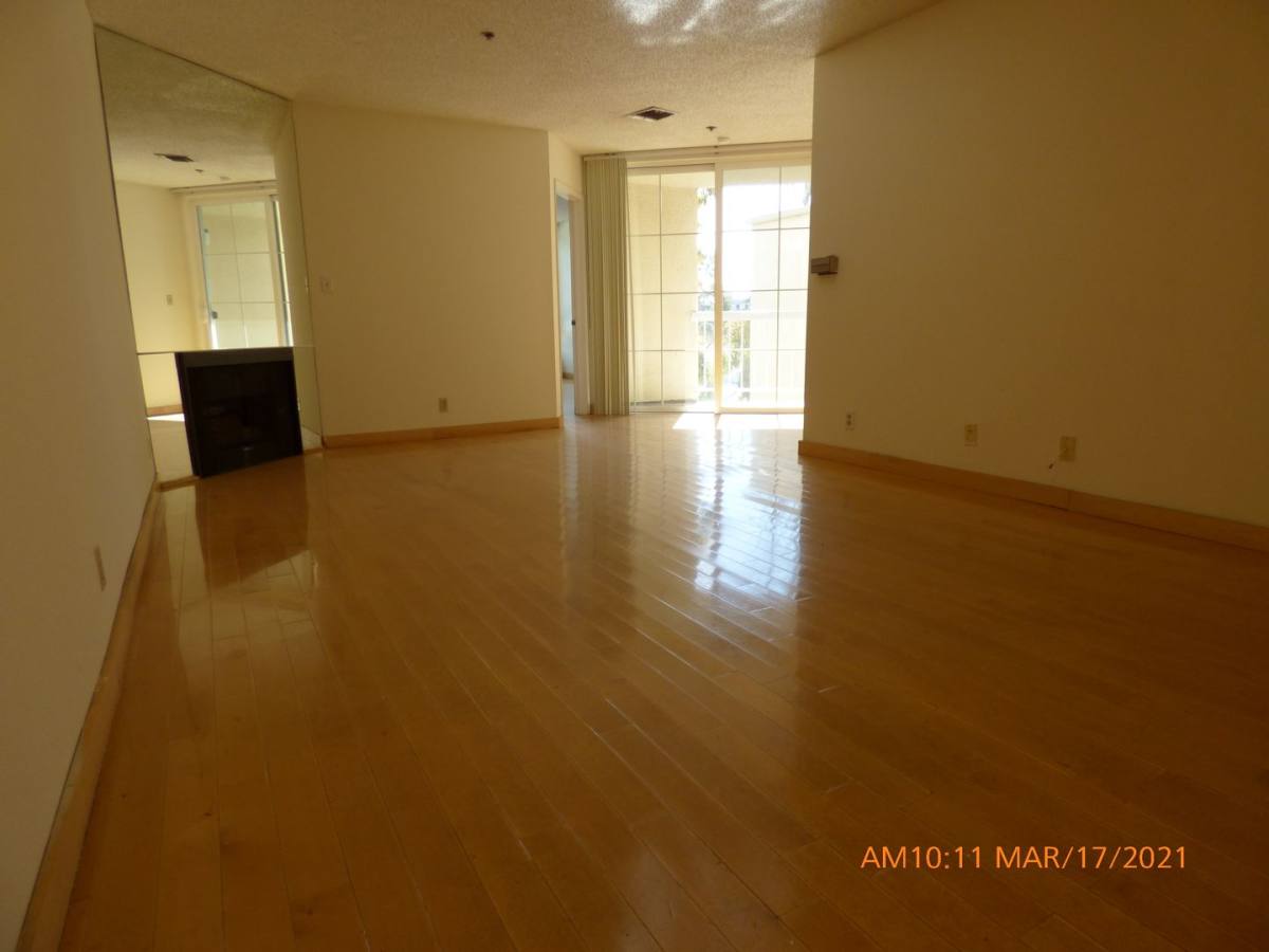 Apartment for rent at 424 Veteran Ave, Los Angeles, CA 90024