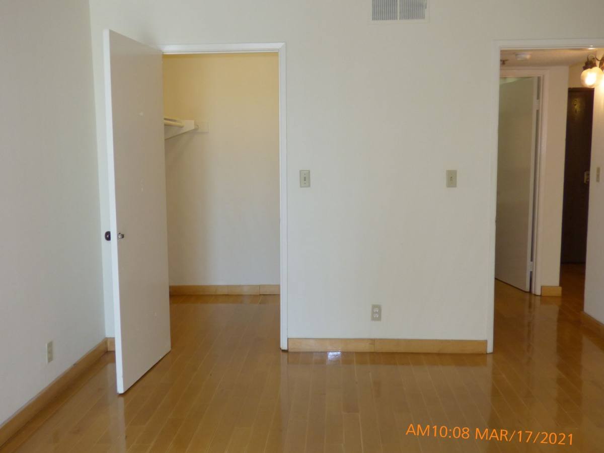 Apartment for rent at 424 Veteran Ave, Los Angeles, CA 90024