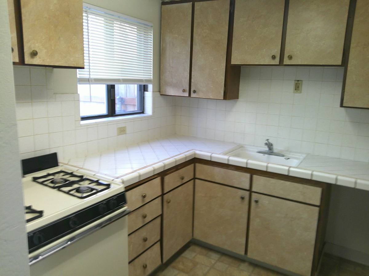 Townhouse for rent at 102 Garfield St, Ashland, OR 97520