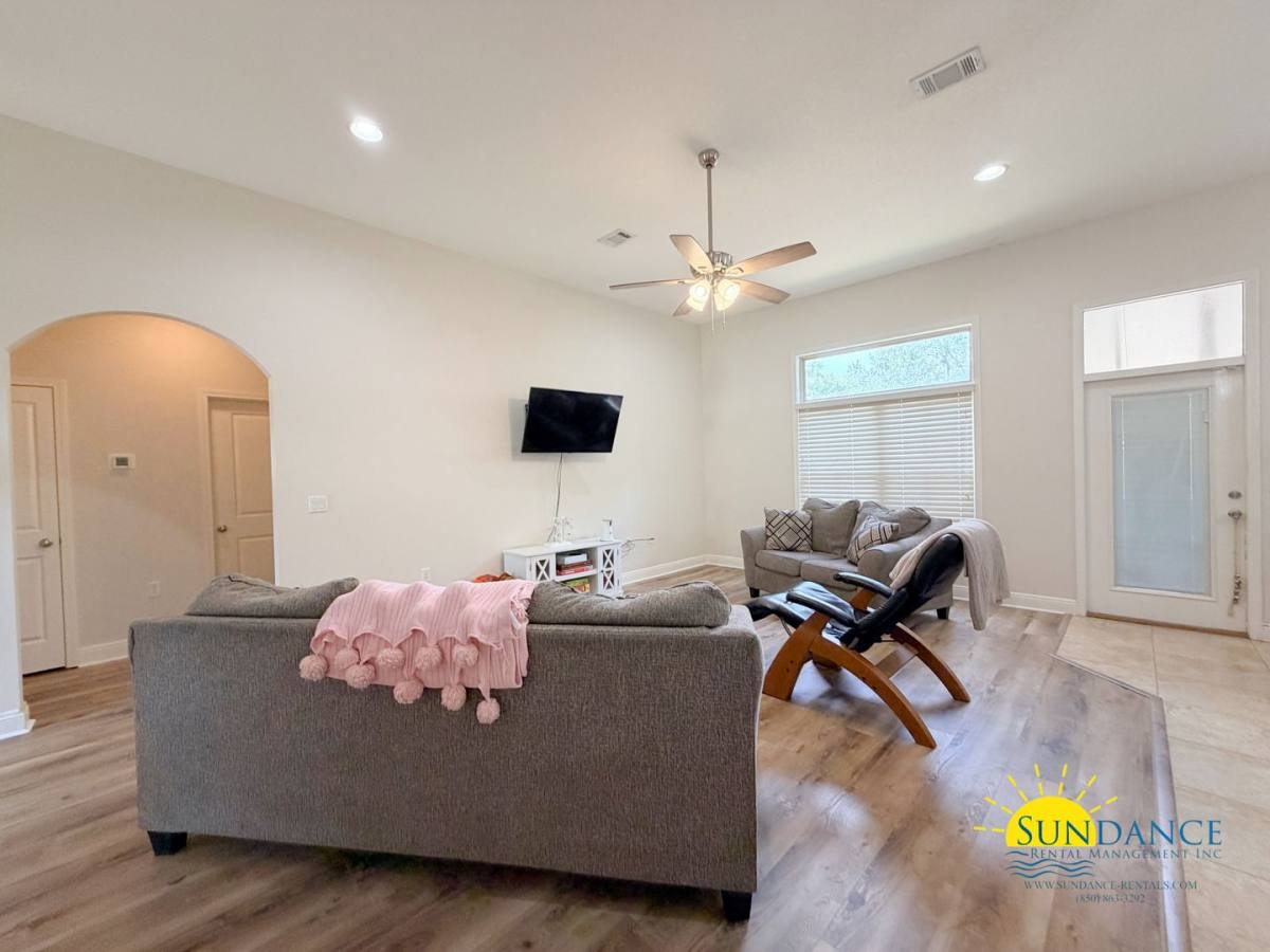 House for rent at 418 Westminster Rd, Fort Walton Beach, FL 32547