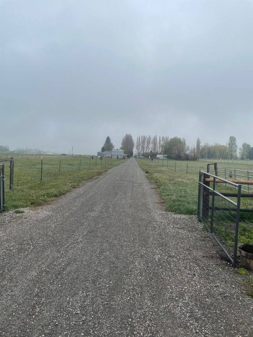 House for rent at 1084 Moody Rd, Sugar City, ID 83448