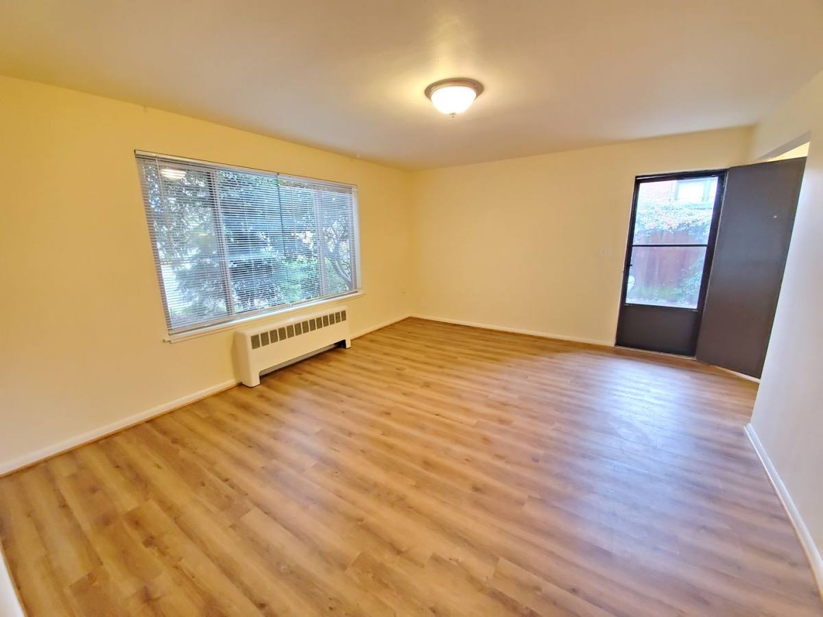 Apartment for rent at 911 1st Ave W, Seattle, WA 98119