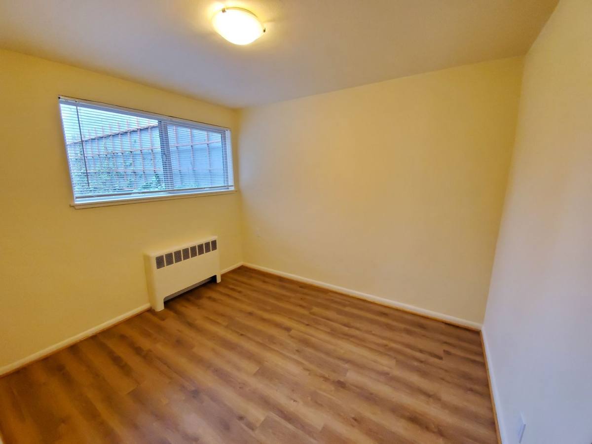 Apartment for rent at 911 1st Ave W, Seattle, WA 98119