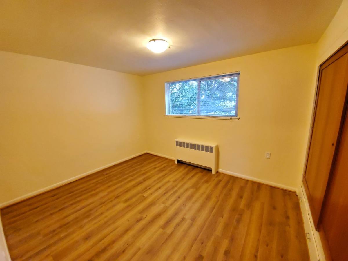 Apartment for rent at 911 1st Ave W, Seattle, WA 98119
