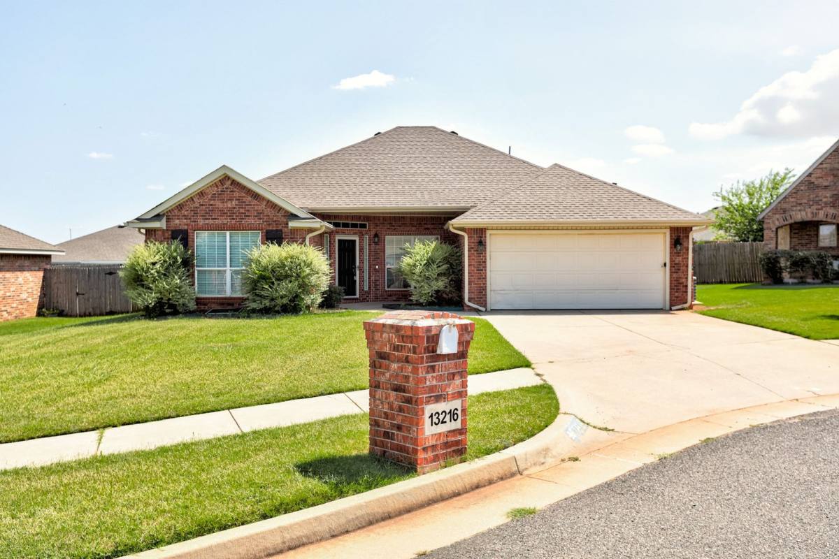 House for rent at 13216 SW 2nd St, Yukon, OK 73099