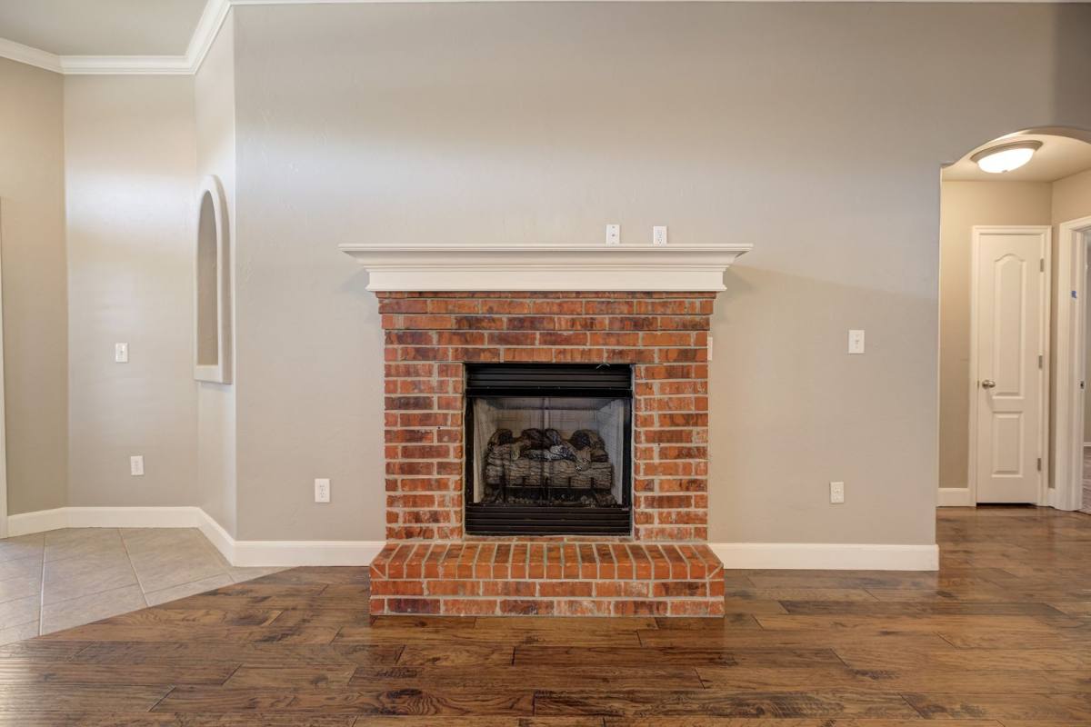 House for rent at 13216 SW 2nd St, Yukon, OK 73099