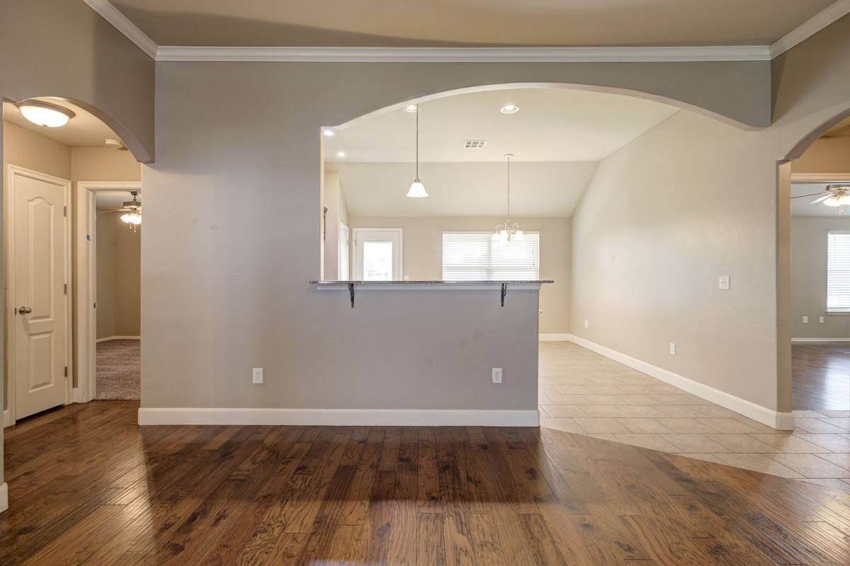 House for rent at 13216 SW 2nd St, Yukon, OK 73099