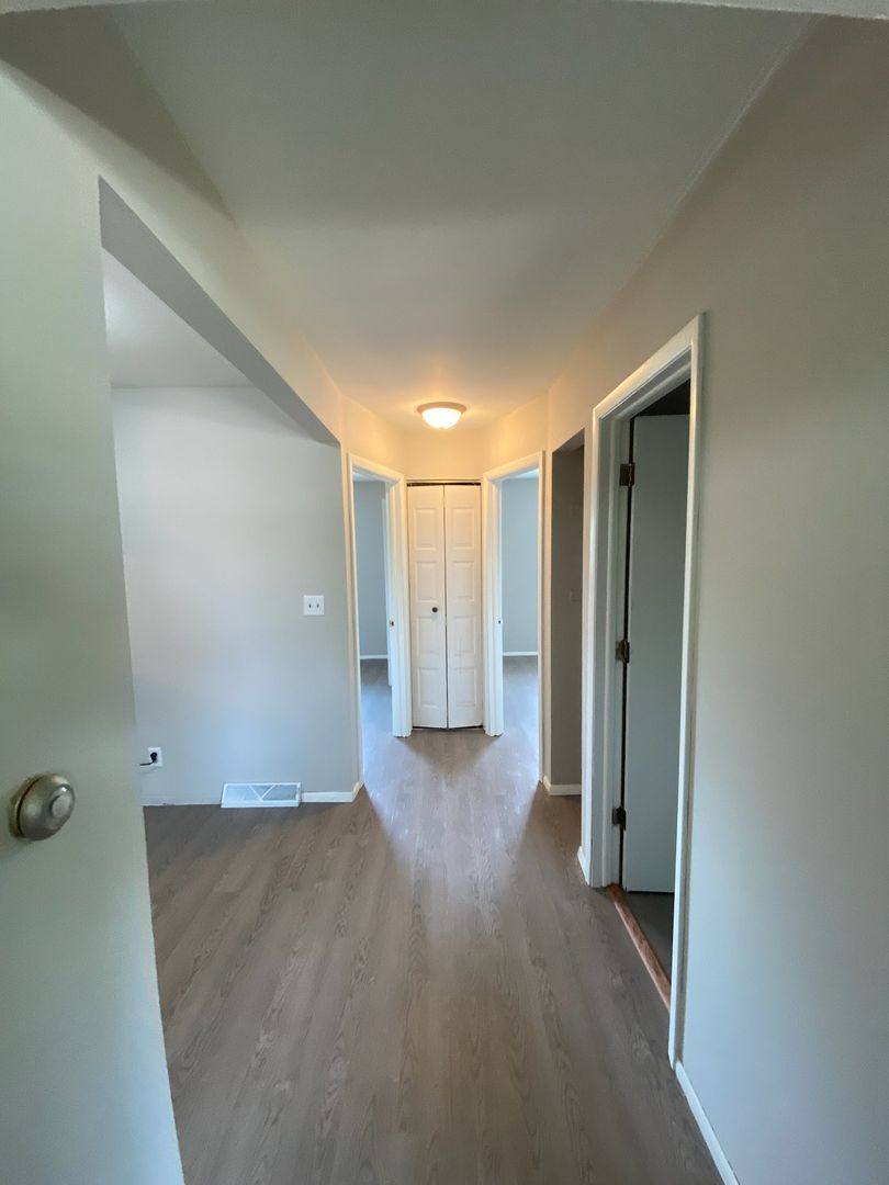 Townhouse for rent at 401-433 Donald Dr, Burlington, WI 53105