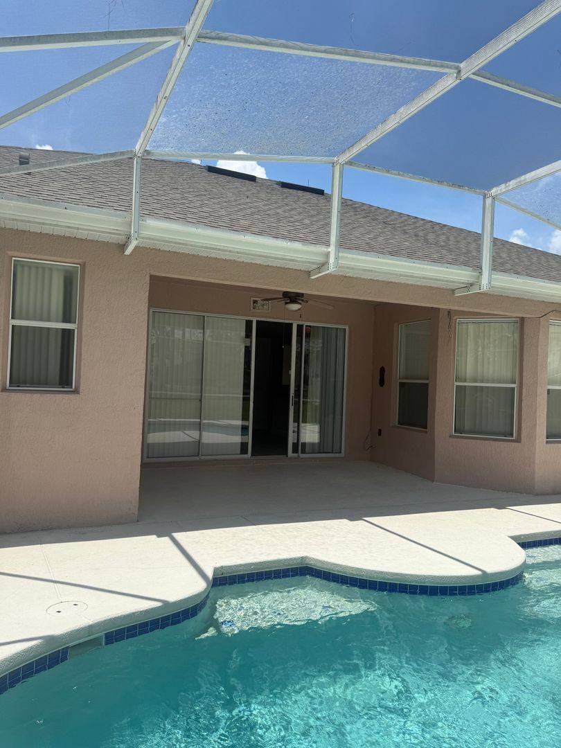 House for rent at 218 N Hampton Dr, Davenport, FL 33897