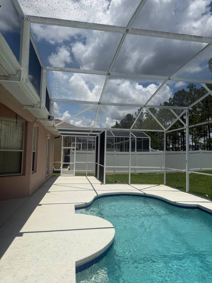 House for rent at 218 N Hampton Dr, Davenport, FL 33897