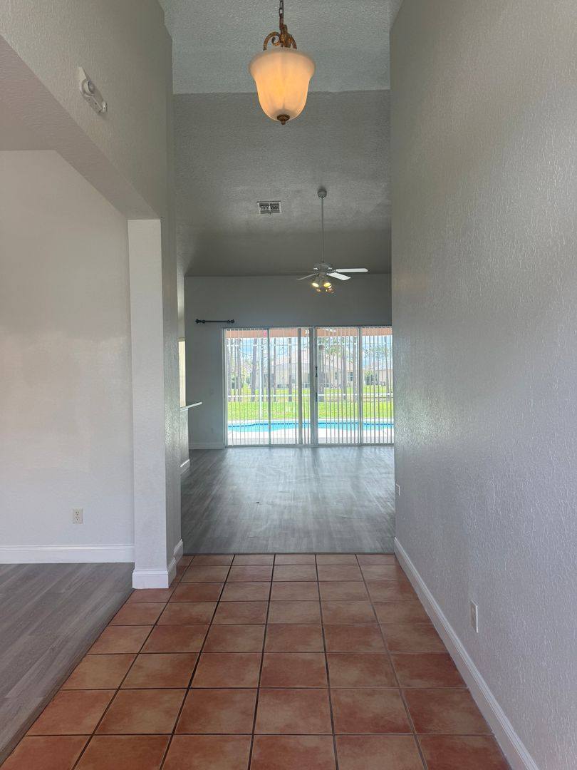 House for rent at 218 N Hampton Dr, Davenport, FL 33897