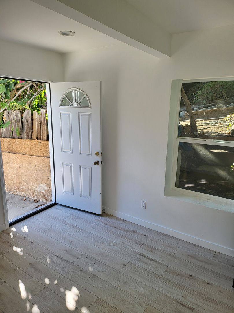 House for rent at 3501 Dahlia Ave, Los Angeles, CA 90026