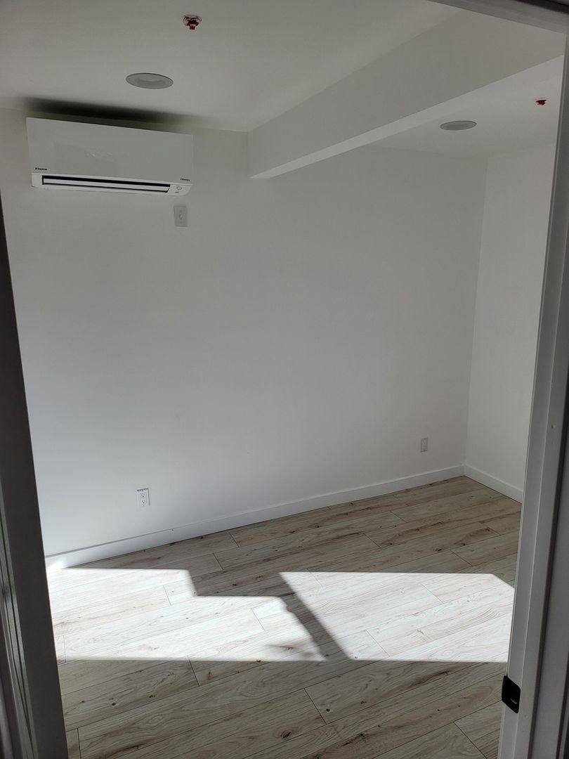 House for rent at 3501 Dahlia Ave, Los Angeles, CA 90026