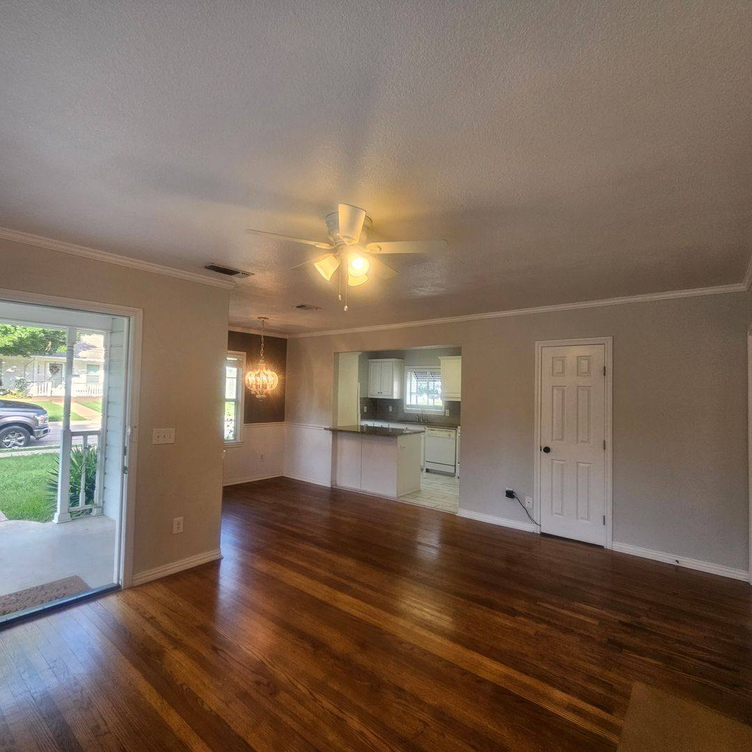 Apartment for rent at 307 N Bradley, McKinney, TX 75069