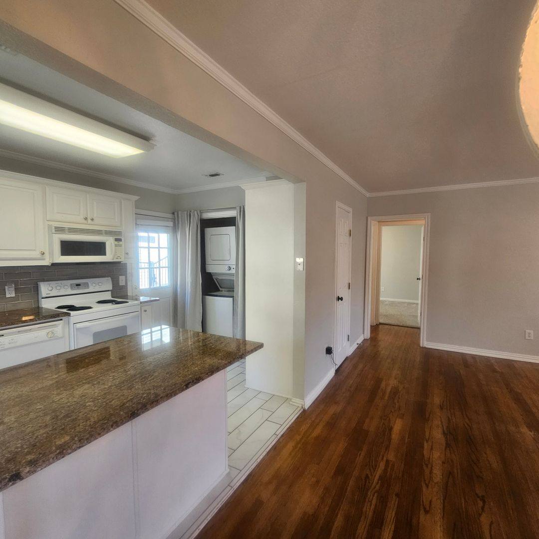 Apartment for rent at 307 N Bradley, McKinney, TX 75069