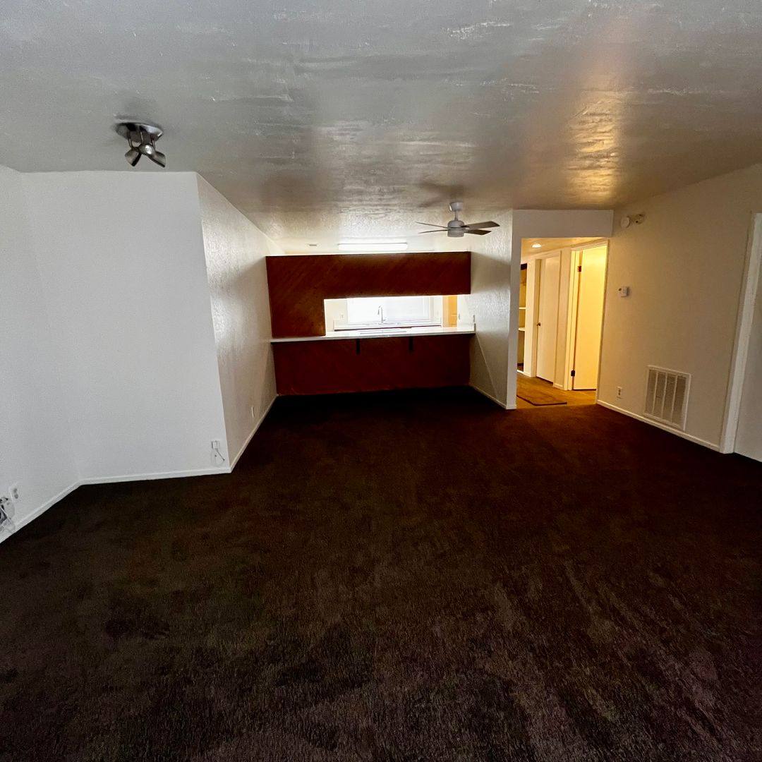 Apartment for rent at 16192 Wato Rd, Apple Valley, CA 92307