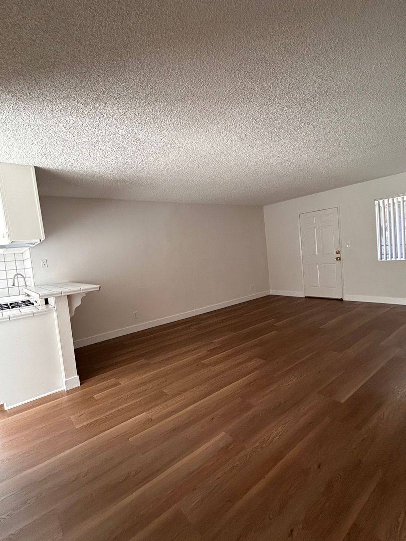 Apartment for rent at 1920 Curtis Ave, Redondo Beach, CA 90278