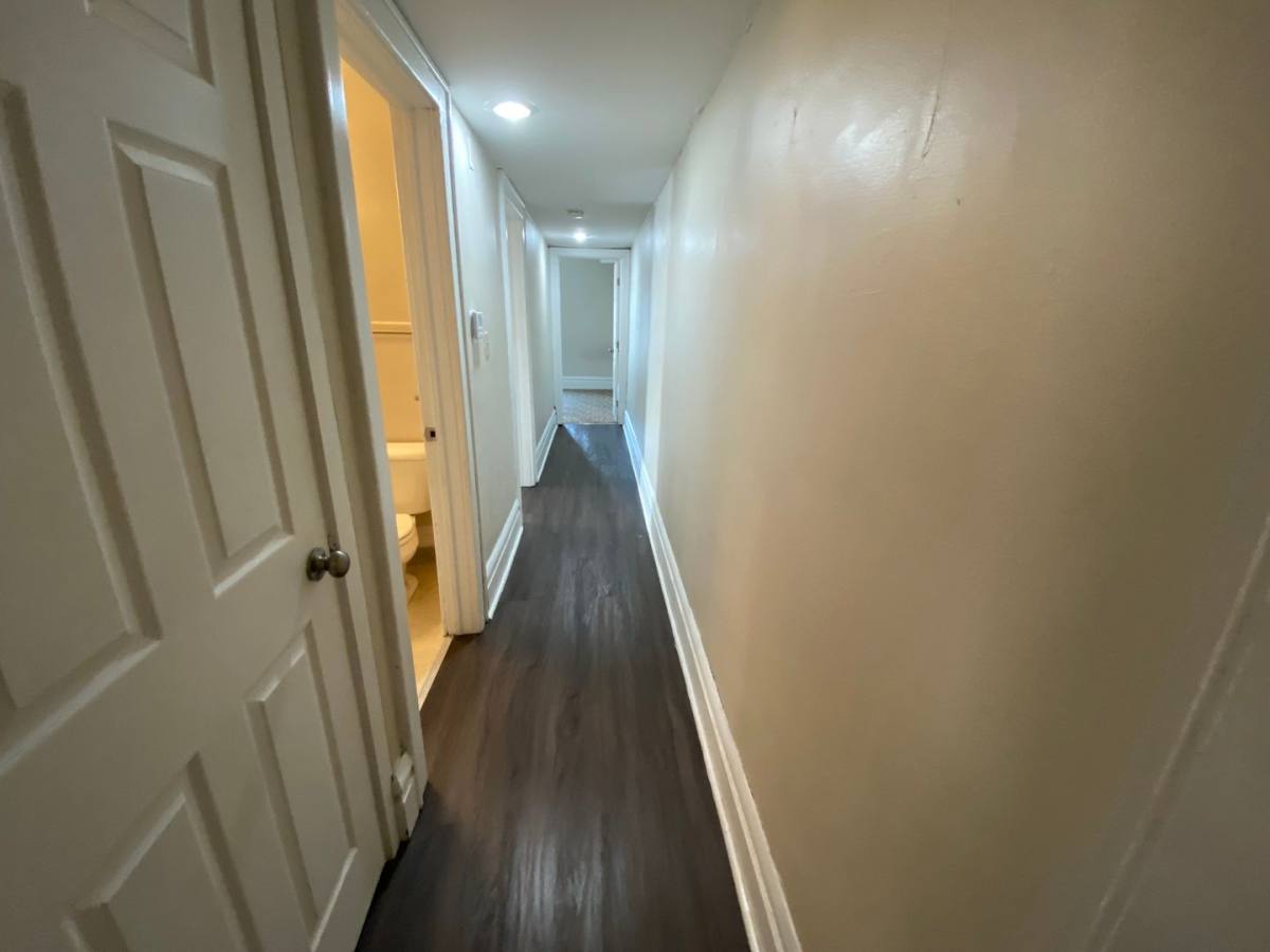 Apartment for rent at 178 & 180 E, Columbus, OH 43201