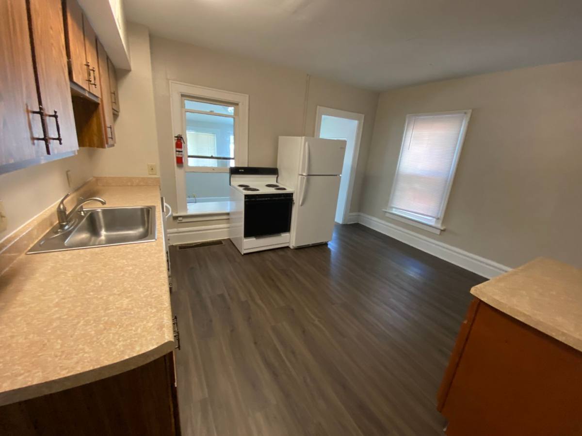 Apartment for rent at 178 & 180 E, Columbus, OH 43201