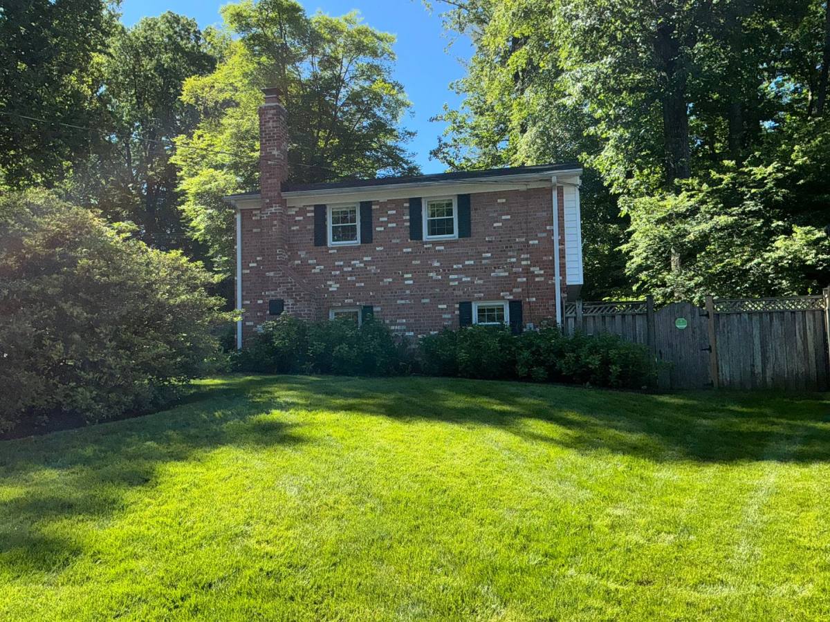 House for rent at 4701 Red Fox Dr, Annandale, VA 22003