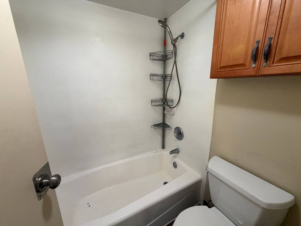 Apartment for rent at 650 Sheridan St, Honolulu, HI 96814